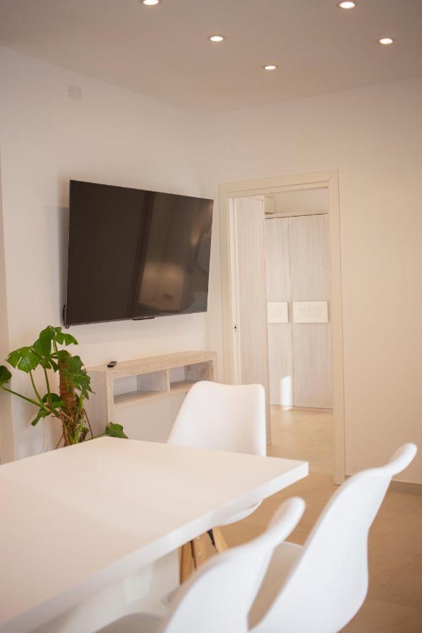 Tabernabe Hotell Tortolì Exteriör bild